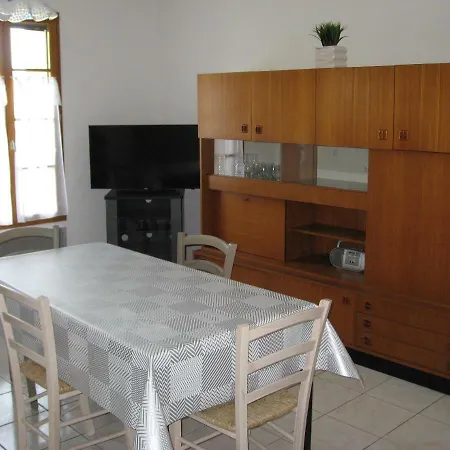 Joli T2 1er Etage Ancienne Bergerie Apartment
